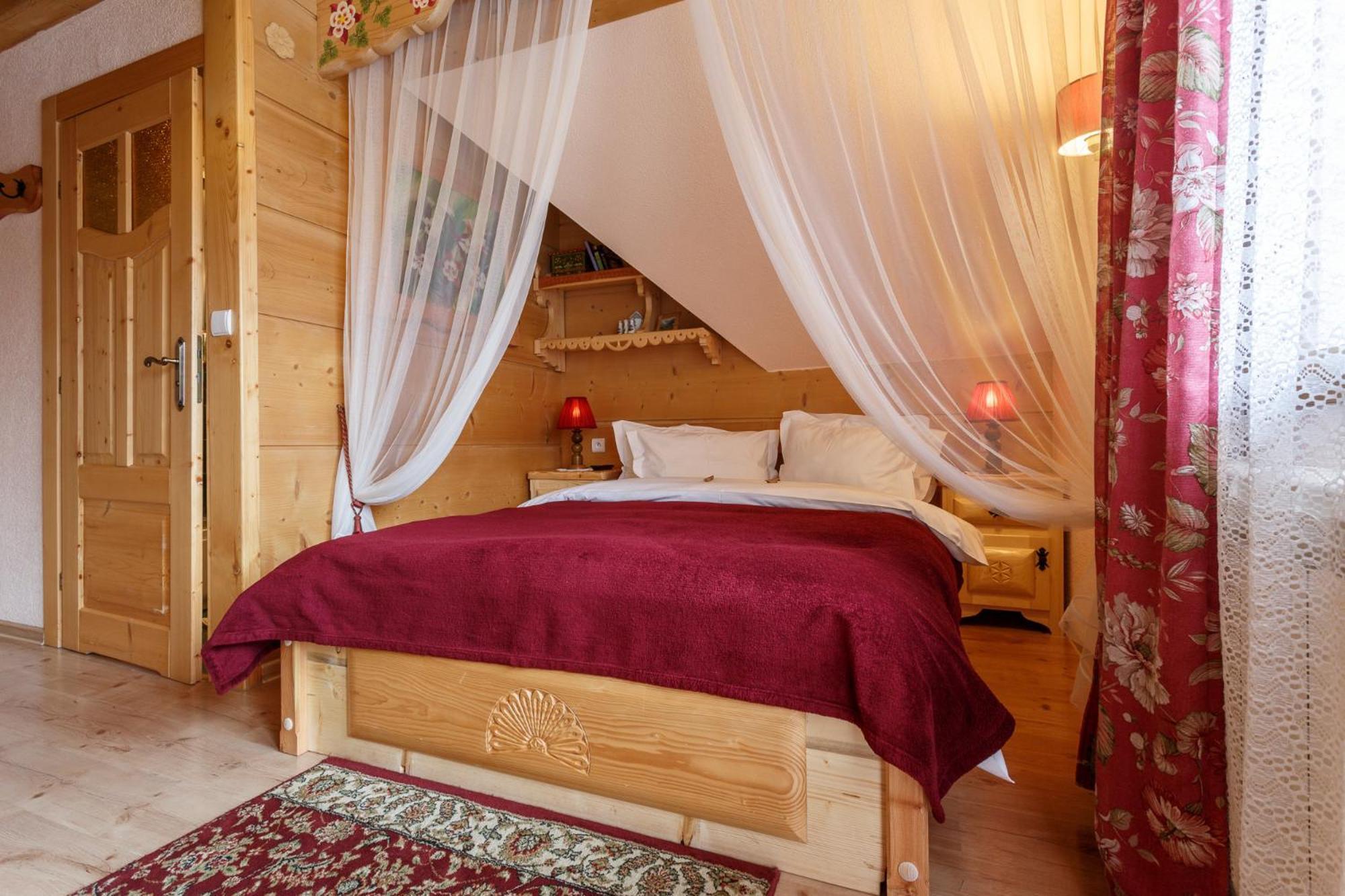 Hotel Bambi Boutique Zakopane Bilik gambar