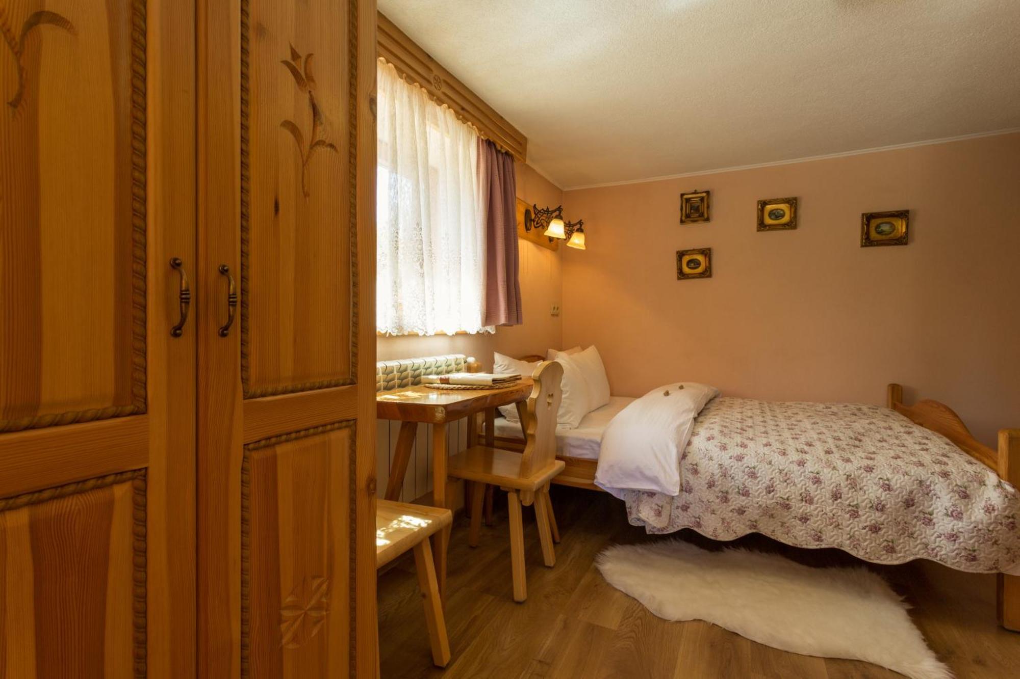 Hotel Bambi Boutique Zakopane Bilik gambar